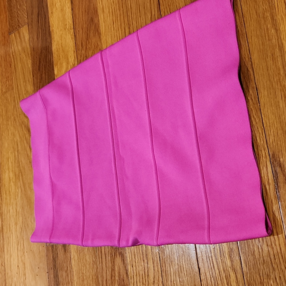 BcbgMaxAzria skirt